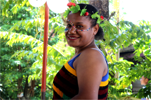 Cewe cantik Papua. Сводная сестра Папуа. Rina Biweng.